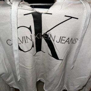 Sweat Shirt